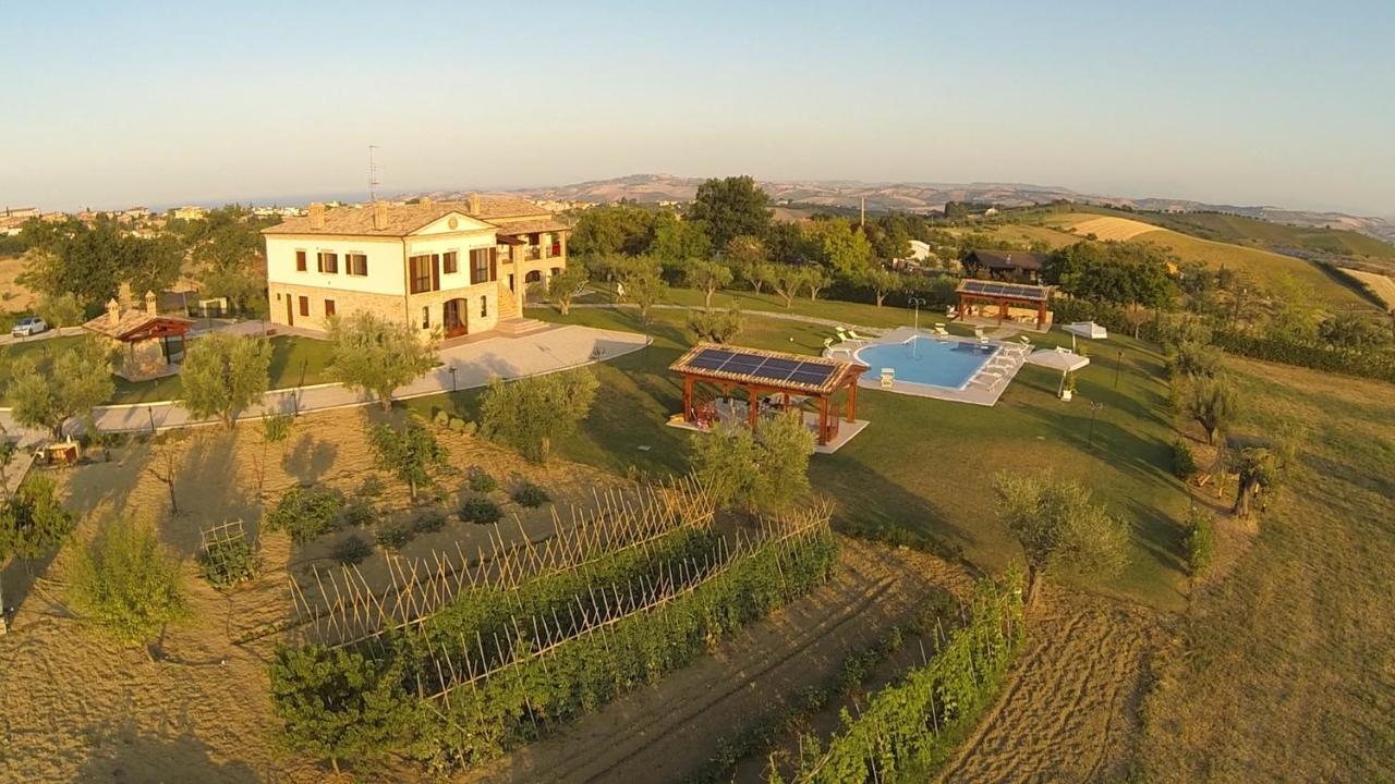 Residence Colle Veroni Mosciano Sant'Angelo Exterior photo